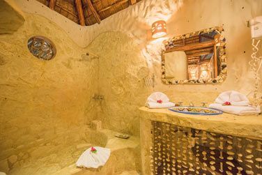 La salle de bain du bungalow 2 chambres