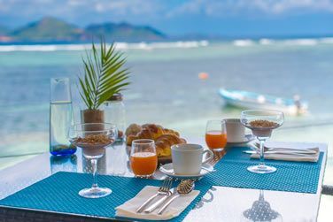 Profitez du petit djeuner face  l'ocan !