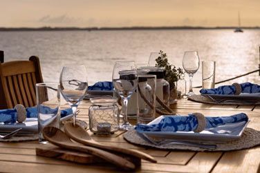 Vous tes plutt dner...