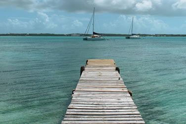 Partez en bateau priv depuis Elizabeth Island, dans l'archipel des Exumas...