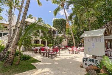 L'htel Atlantis : une petite adresse idale pour vous reposer en bord de mer !