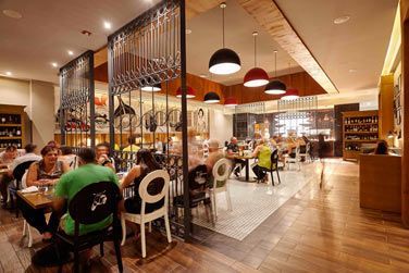 Le restaurant Vespa propose de nombreux plats italien