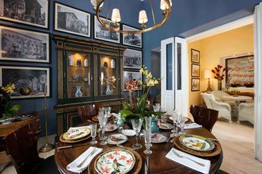 Vous aimerez le mlange savamment ralis entre objets anciens et quipements modernes