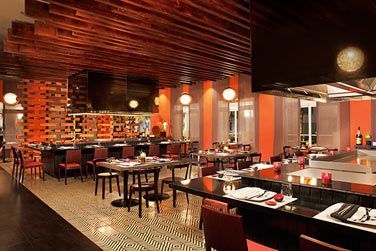 Himitsu : Un restaurant  la carte spcialis dans la cuisine panasiatique