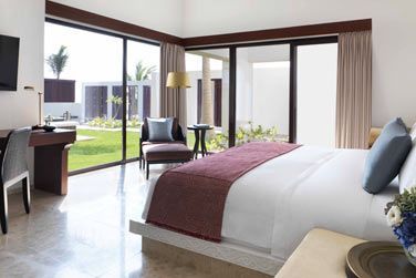 La chambre de la villa Royal Beach avec piscine