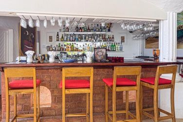 L'intrieur du bar de l'htel