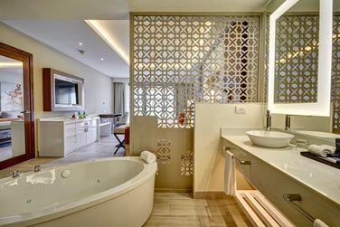 La salle de bain de la Junior Suite Luxury