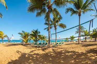 Sur la plage, vous pourrez jouer au Beach-volley