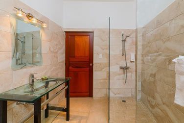 Salle de bain du studio confort