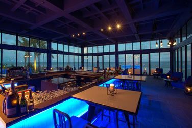 Et cocktails de l'Extrme Orient au Frobidden Bar