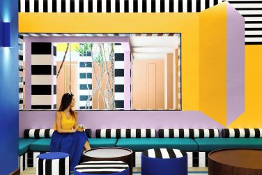 Plus qu' poser vos valises et admirez les dcors du SALT