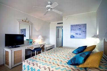 La chambre vue piscine