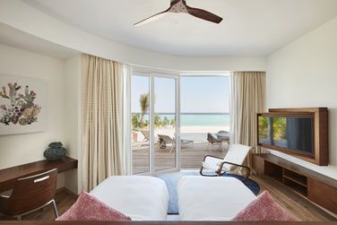 photo LUX* North Mal Atoll Resort & Villas Maldives