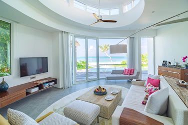 photo LUX* North Mal Atoll Resort & Villas Maldives