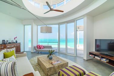 photo LUX* North Mal Atoll Resort & Villas Maldives