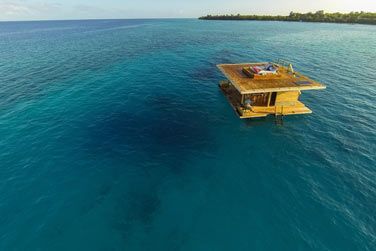 Vivez une exprience unique dans la chambre sous-marine