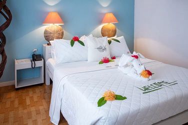 Chambre de la family garden avec un lit trs romantique pour de paisibles nuits