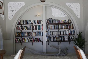 Pour les amateurs de lecture, rendez-vous  la librairie