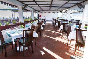 L'extrieur du bar et du restaurant