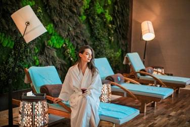 Salle de relaxation zen afin de se dtendre et de repartir revigor du Rotana Resort