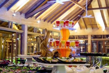 A l'innahura, vous profiterez d'un magnifique buffet paradisiaque