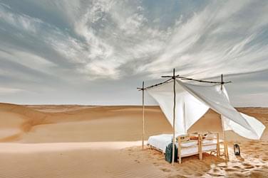 Des espaces dtentes en plein dsert dans un cadre spectaculaire