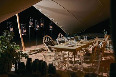 Le campement dispose de deux endroits pour dner