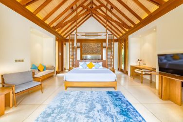 photo Furaveri Island Resort & Spa Maldives