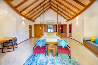 photo Furaveri Island Resort & Spa Maldives