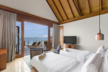 photo Furaveri Island Resort & Spa Maldives