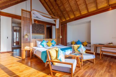 photo Furaveri Island Resort & Spa Maldives