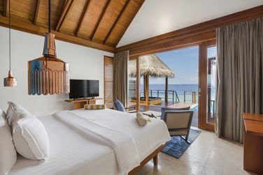 photo Furaveri Island Resort & Spa Maldives