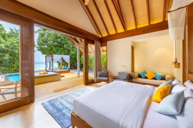 photo Furaveri Island Resort & Spa Maldives
