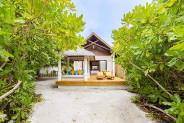 photo Furaveri Island Resort & Spa Maldives