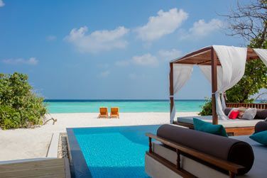photo Furaveri Island Resort & Spa Maldives