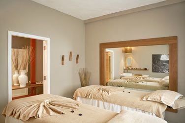 Profitez d'une pause bien-tre au kiosque de massages...