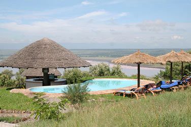 La piscine extrieure du Sunbird Lodge