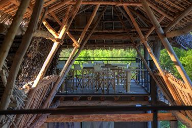 Le restaurant sert des plats  base de produits locaux