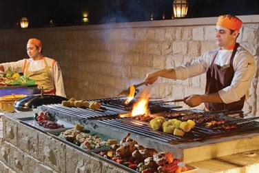 Pour les amateurs de grillades, direction le barbecue