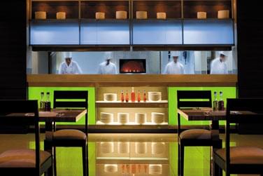 Uen cuisine raffine et lgante dans un cadre cosy et lgant  l'Afya