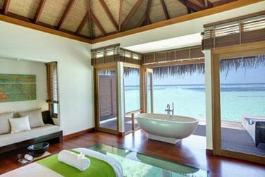 photo Double exprience plage & pilotis au LUX* South Ari Atoll Maldives