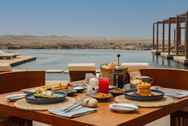 Prenez votre petit-djeuner face  une vue spectaculaire