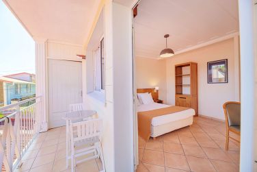 Ainsi qu'un petit balcon / terrasse pour vous dtendre