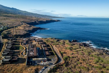 Face  l'Ocan Indien.
