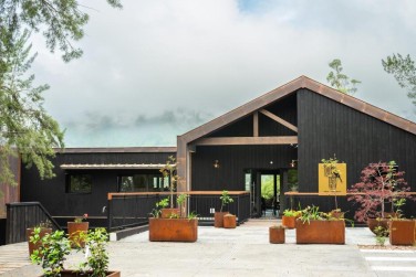 L'htel Tuit-Tuit est situ  la Plaine des Palmistes.