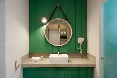 La salle de bain de la chambre suprieure