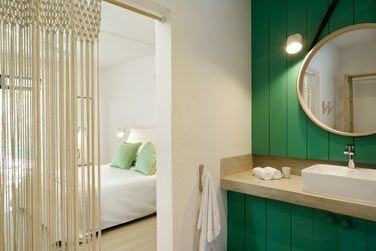 La salle de bain de la chambre suprieure