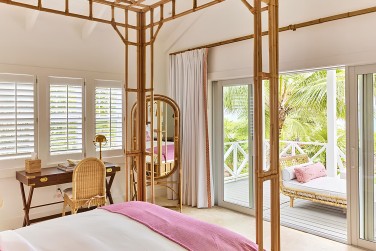 La Pink Sand House... et vue sur le jardin et la plage