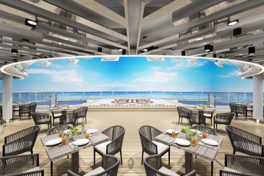 Prenez d'admirer la beaut du lagon sur le pont extrieur