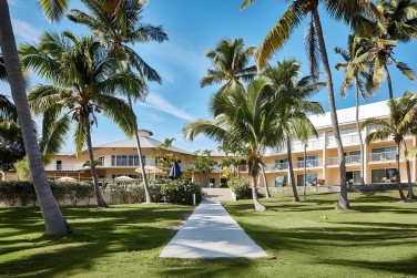 avec seulement 94 chambres